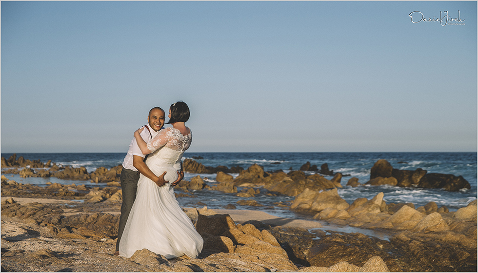 Los Cabos Urban & Trash the Dress Photo Session after Wedding Day