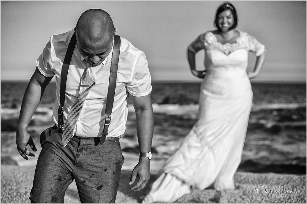 Los Cabos Urban & Trash the Dress Photo Session after Wedding Day