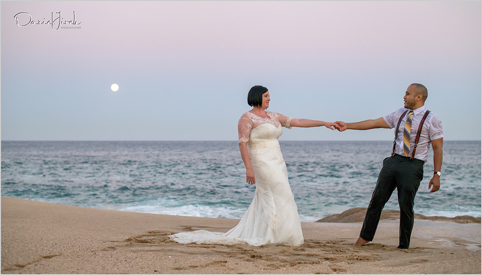 Los Cabos Urban & Trash the Dress Photo Session after Wedding Day