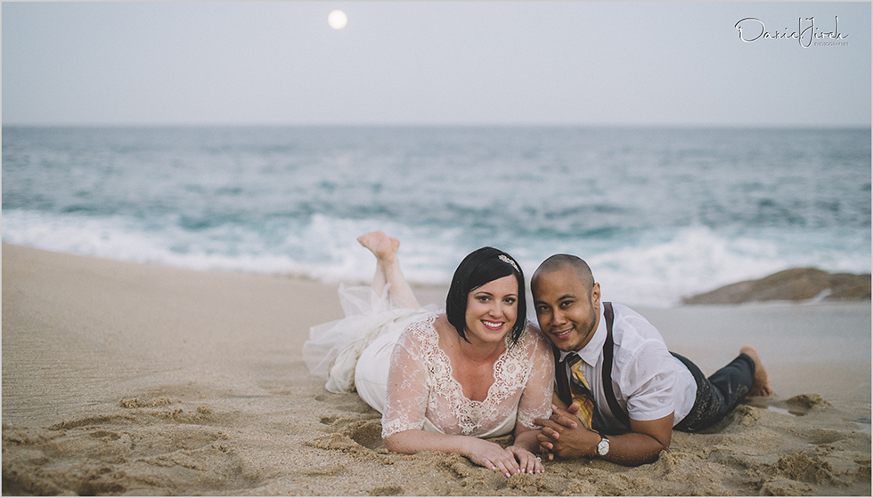 Los Cabos Urban & Trash the Dress Photo Session after Wedding Day